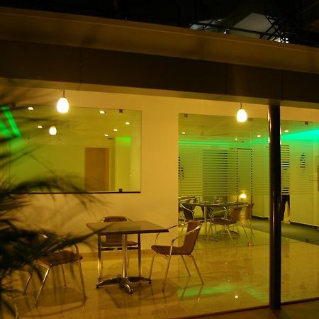 Roseline Suites Bengaluru Zewnętrze zdjęcie